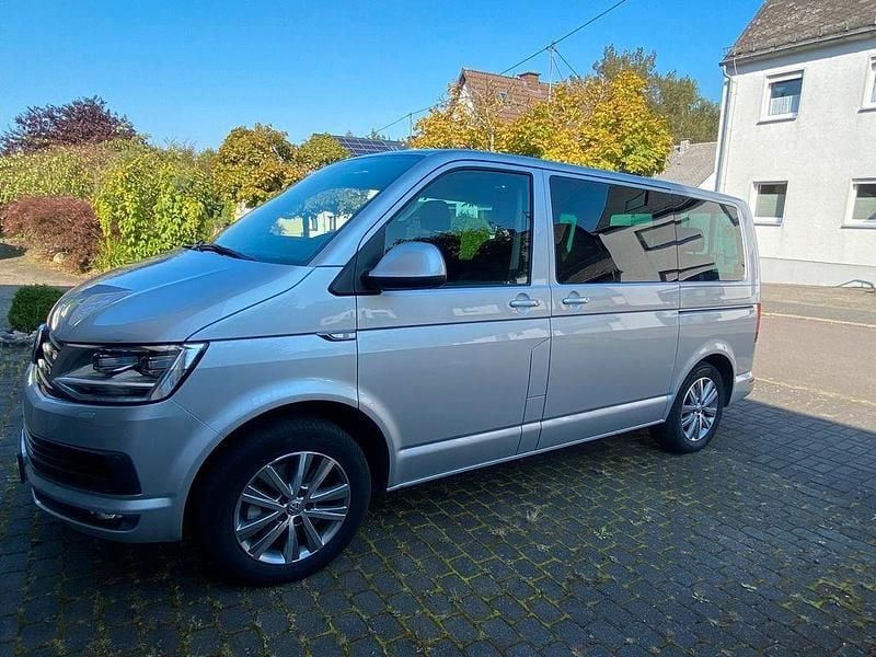 Second-hand VW T6 150 CP (110 kW) 2017 Argintiu Van