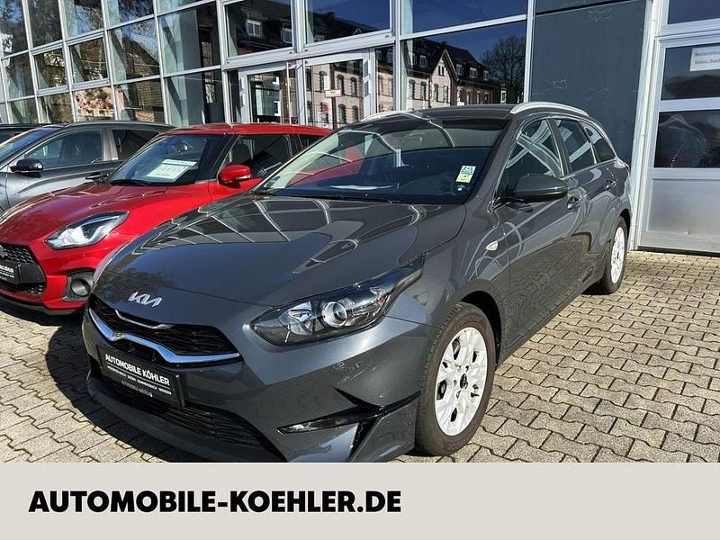 Gebraucht Kia Ceed Sportswagon Vision 140 PS (102 kW) 2024 Grau Kombi