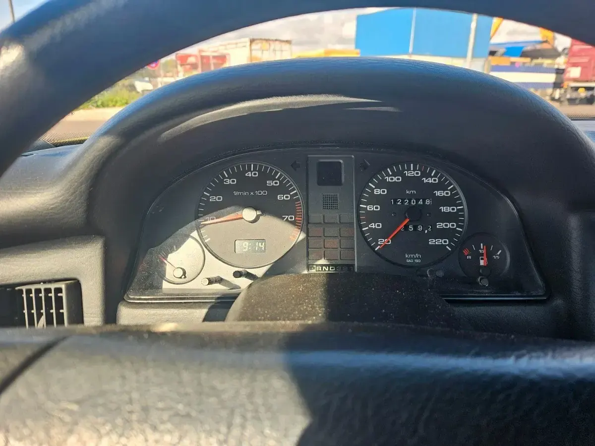Używany Audi Coupé Performance 116 KM (85 kW) 1994 Żółty Coupe