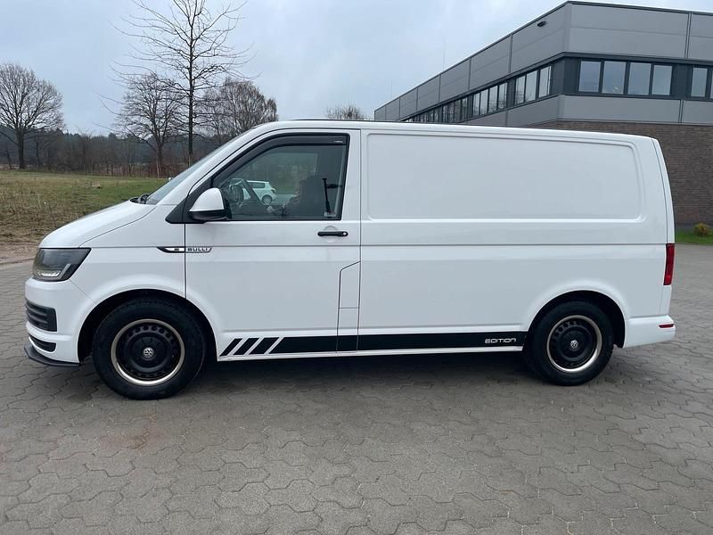 Usata VW Transporter 150 CV (110 kW) 2017 Bianco Furgone