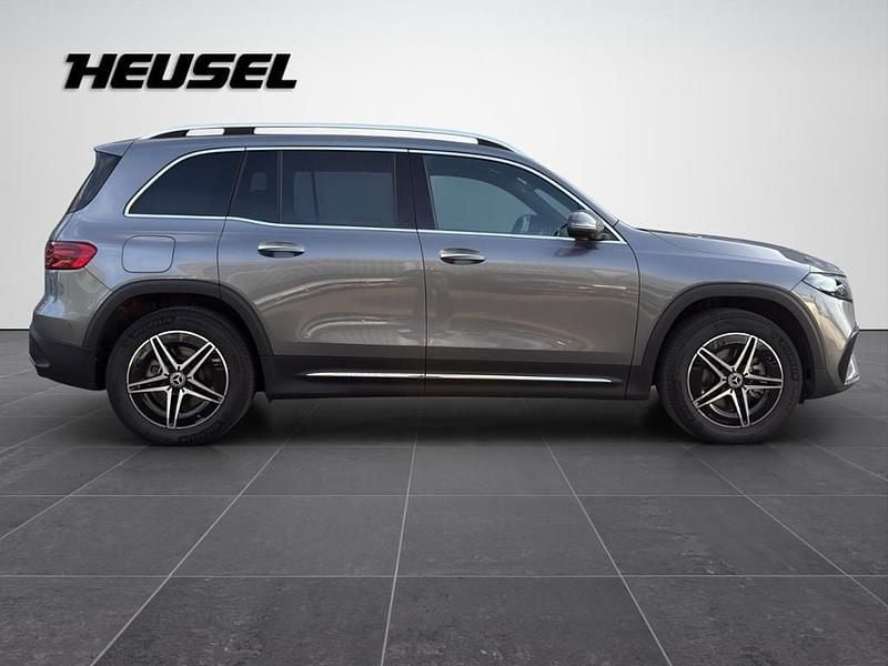 Gebraucht Mercedes EQB300 AMG 167 kW (228 PS) 2024 Metalliclack mountaingrau (metallic) SUV