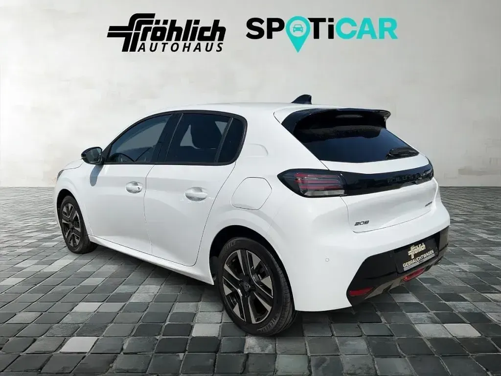 Gebraucht Peugeot 208 Allure 101 PS (74 kW) 2024 Weiß Kleinwagen