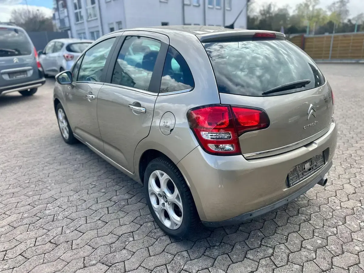 Gebraucht Citroën C3 Exclusive 120 PS (88 kW) 2011 Gold Kleinwagen