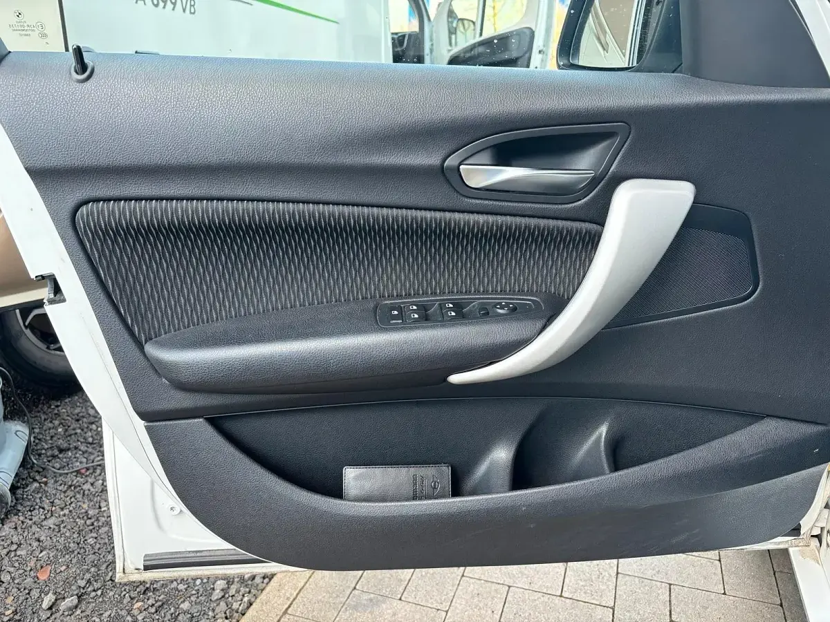 Gebraucht BMW 116 136 PS (100 kW) 2012 Weiß Kleinwagen
