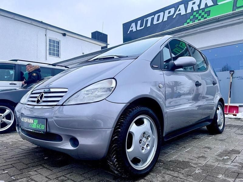 Silber Gebraucht 2001 Mercedes A190 Elegance Van / Kleinbus | 2.350 € (Fairer Preis) - Bild 1/4