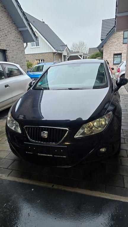 Schwarz Gebraucht 2010 Seat Ibiza SC Style Kleinwagen | 2.500 € (Guter Preis) - Bild 1/4