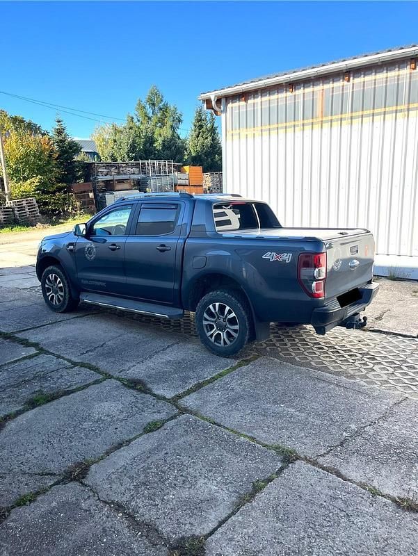 Gebraucht Ford Ranger Wildtrack 200 PS (147 kW) 2017 Grau Abholung