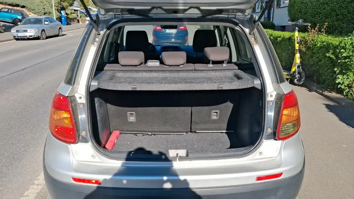 Gebraucht Suzuki SX4 107 PS (78 kW) 2008 Silber Limousine