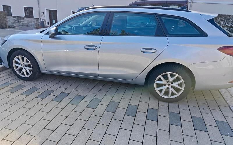 Gebraucht Seat Leon Style 131 PS (96 kW) 2022 Silber Kombi
