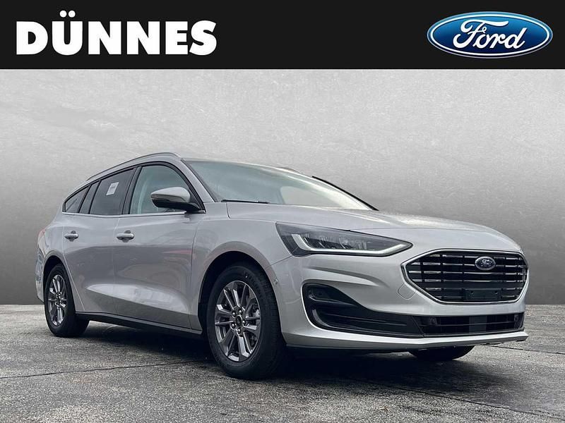 Neu Ford Focus Titanium 155 PS (114 kW) 2025 Silber Kombi