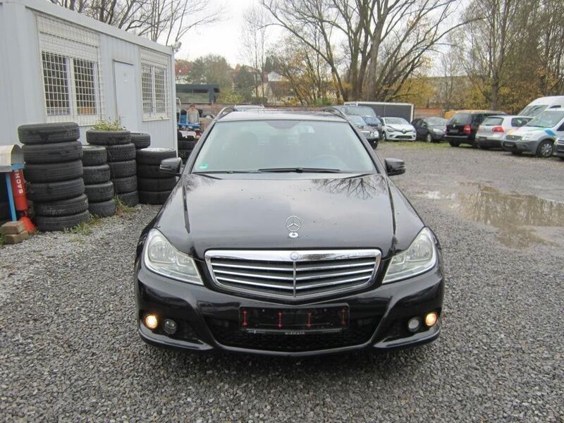 Gebraucht Mercedes C200 136 PS (100 kW) 2011 Schwarz Kombi