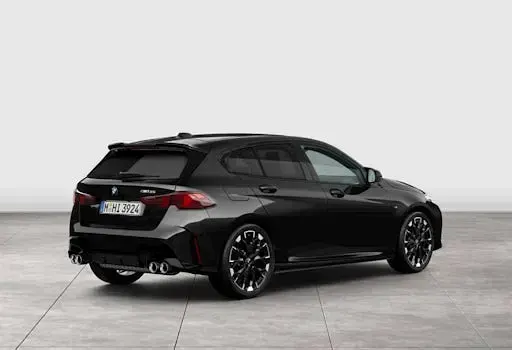 Gebraucht BMW M135 Shadowline 300 PS (220 kW) 2025 Schwarz Kleinwagen
