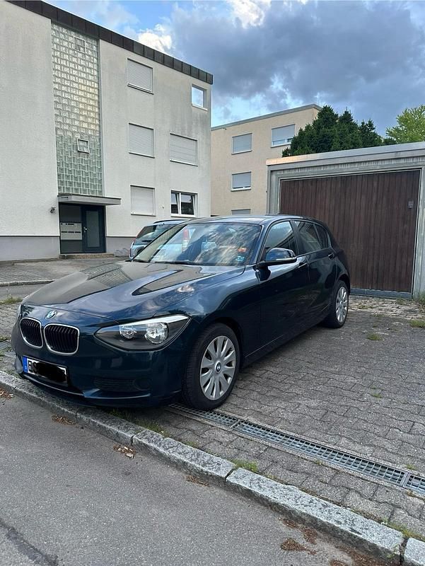 Blau Gebraucht 2012 BMW 116 Kleinwagen | 4.200 € (Superpreis) - Bild 1/4