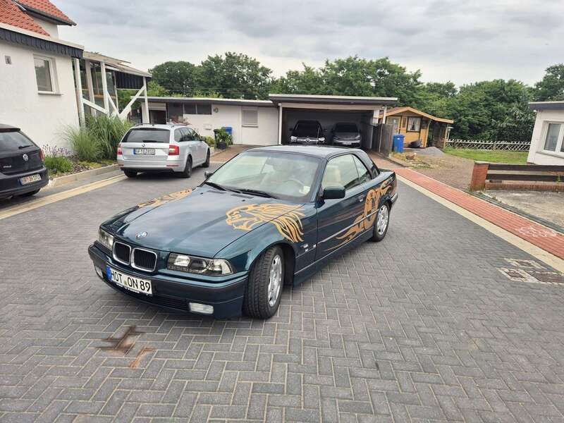 Grün Gebraucht 1995 BMW 320 Cabriolet Cabrio | 6.300 € - Bild 1/4