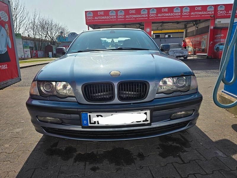 Gebraucht BMW 316 106 PS (77 kW) 2000 Blau Limousine