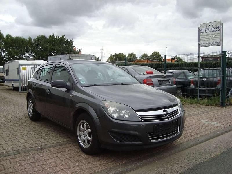 Other Gebraucht 2009 Opel Astra Edition Limousine | 1.999 € (Guter Preis) - Bild 1/4