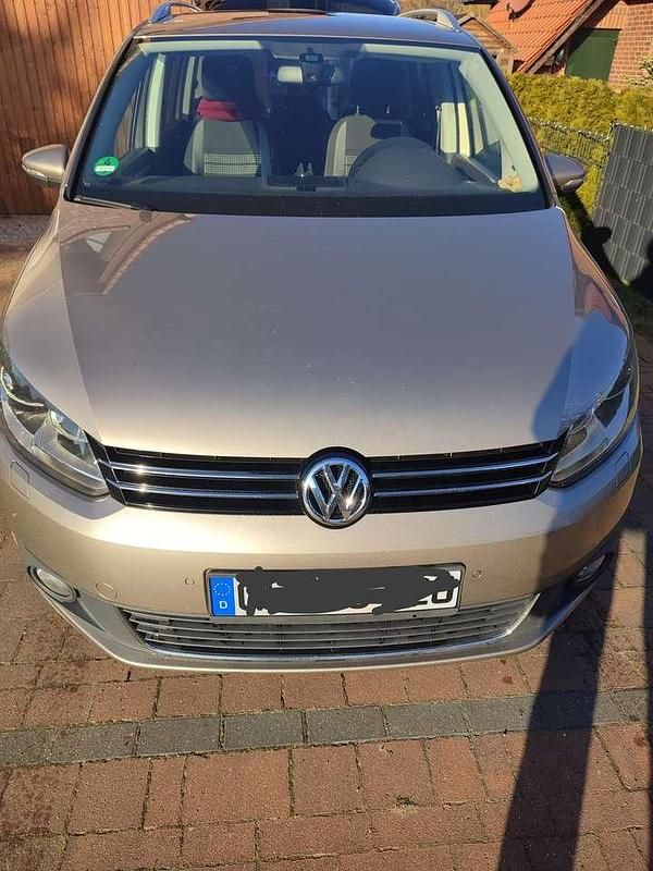 Gebraucht VW Touran Life 140 PS (102 kW) 2013 Van / Kleinbus