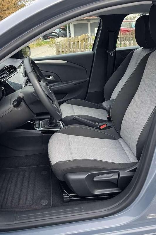 Second-hand Opel Corsa 75 CP (55 kW) 2024 Gri Hatchback
