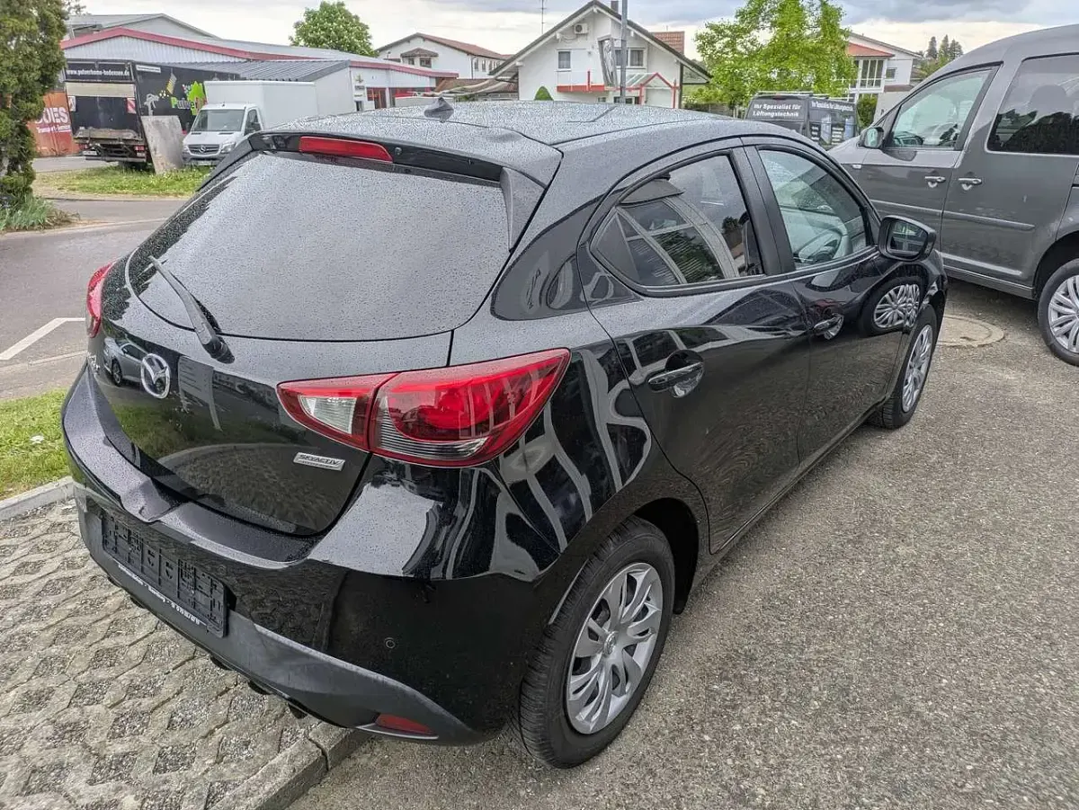 Usata Mazda 2 Nakama 90 CV (66 kW) 2016 Nero Utilitaria