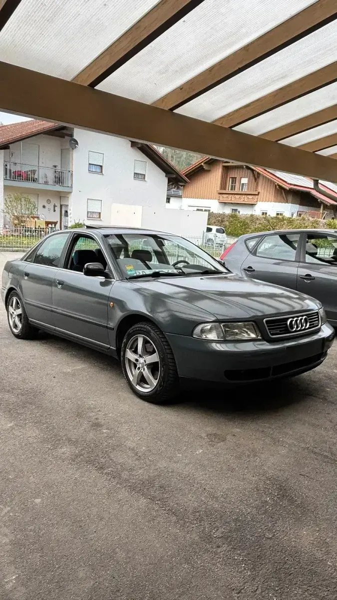 Gebraucht Audi A4 163 PS (119 kW) 1998 Limousine