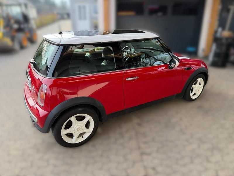 Gebraucht Mini Cooper 116 PS (85 kW) 2004 Rot Kleinwagen
