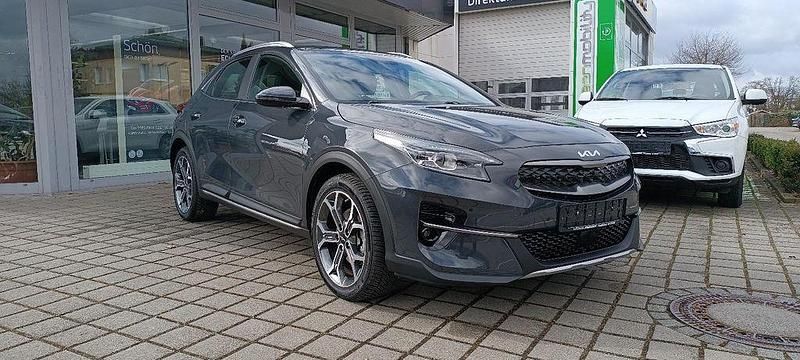 Gebraucht Kia XCeed 141 PS (103 kW) 2022 Grau SUV