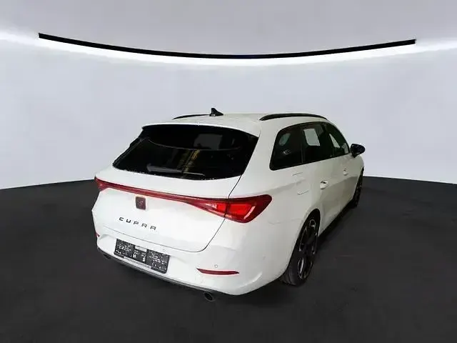 Gebraucht Cupra Leon VZ 245 PS (180 kW) 2024 Weiß Limousine