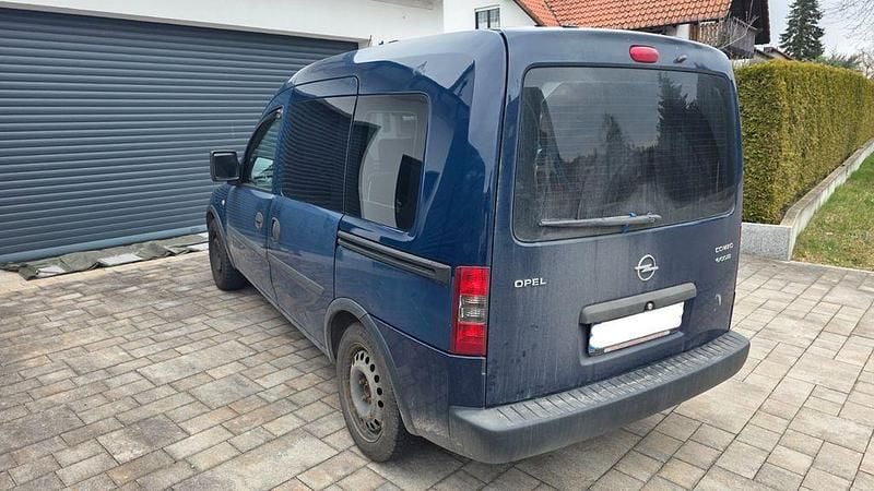 Gebraucht Opel Combo 94 PS (69 kW) 2008 Blau Van / Kleinbus