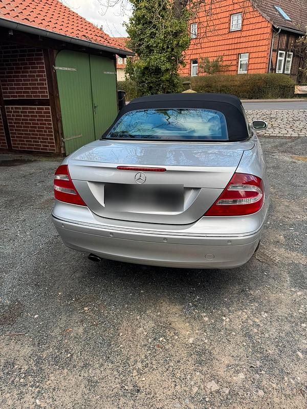 Gebraucht Mercedes CLK200 163 PS (119 kW) 2004 Silber Cabrio