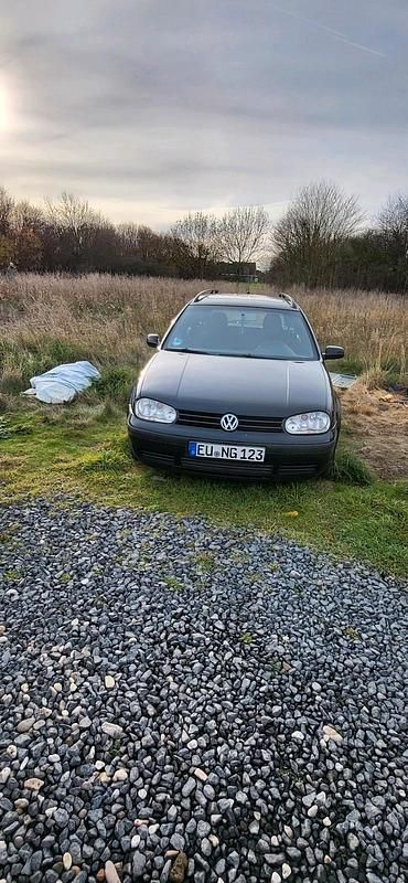 Gebraucht VW Golf IV 101 PS (74 kW) 2003 Schwarz Kombi