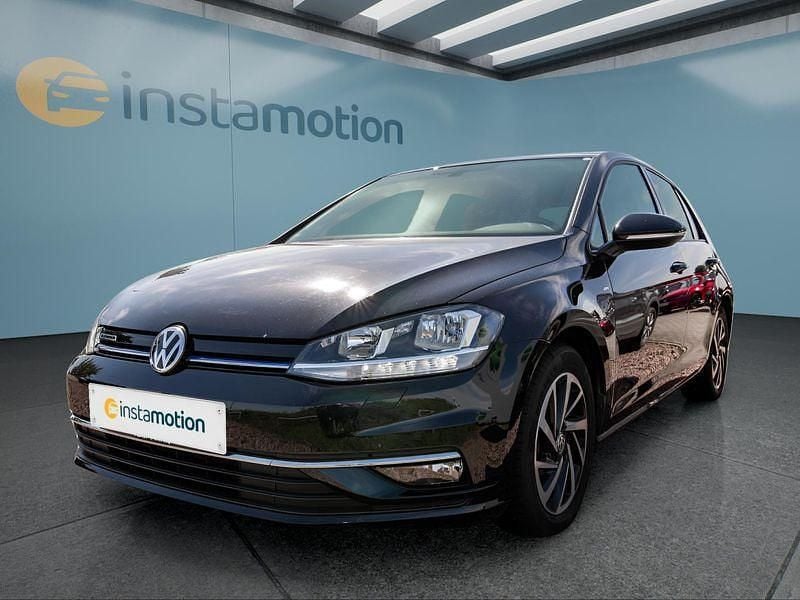 Schwarz Gebraucht 2019 VW Golf VII Kleinwagen | 18.399 € (Fairer Preis) - Bild 1/4