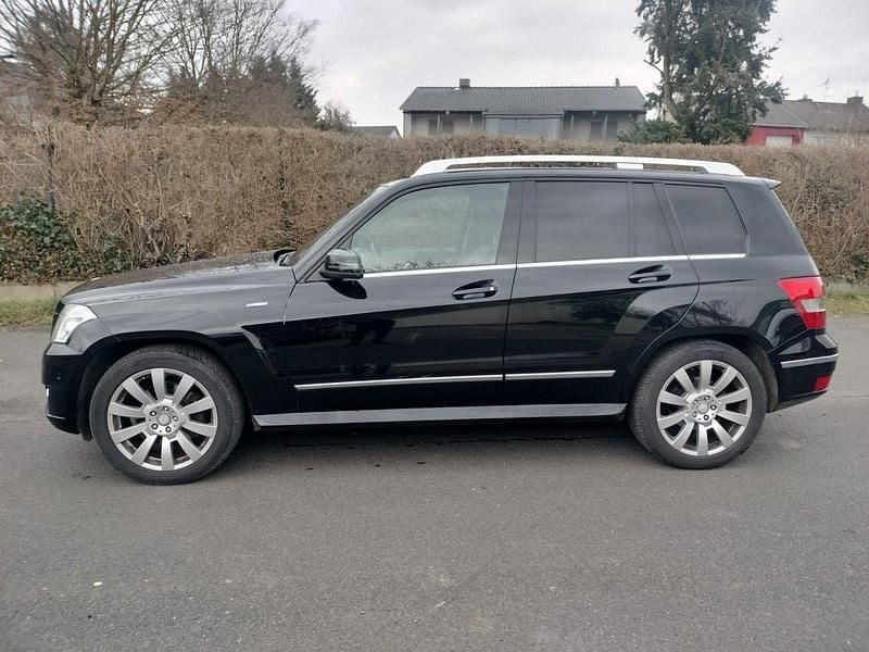 Gebraucht Mercedes GLK220 170 PS (125 kW) 2010 Schwarz SUV