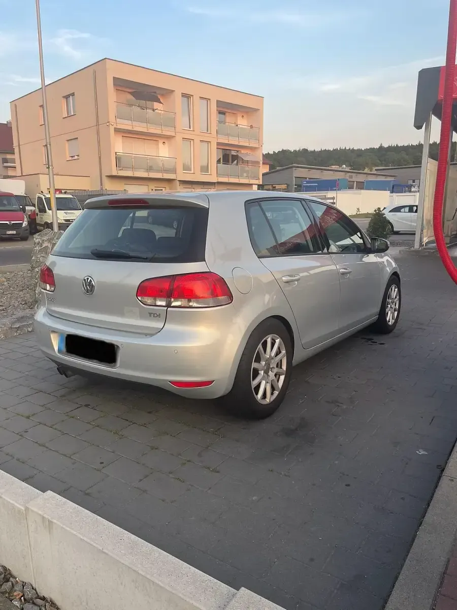 Gebraucht VW Golf VI 110 PS (80 kW) 2009 Grau Limousine