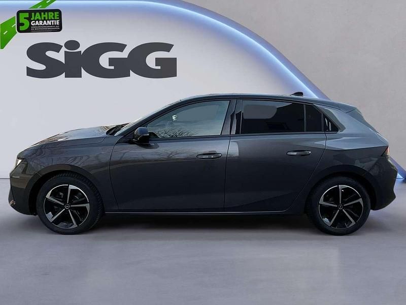 Gebraucht Opel Astra 131 PS (96 kW) 2024 Grau/typ aussenverkleidung met Limousine