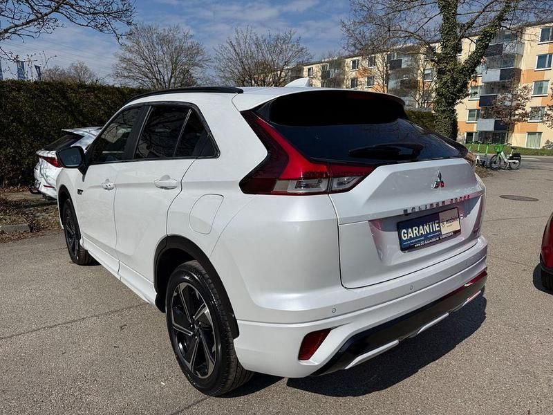 Gebraucht Mitsubishi Eclipse Cross Plus 98 PS (72 kW) 2022 Weiß SUV