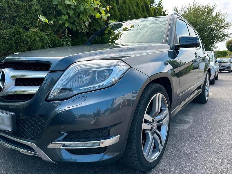 Gebraucht 2014 Mercedes GLK250 SUV | 21.000 € (Teuer) - Bild 1/4