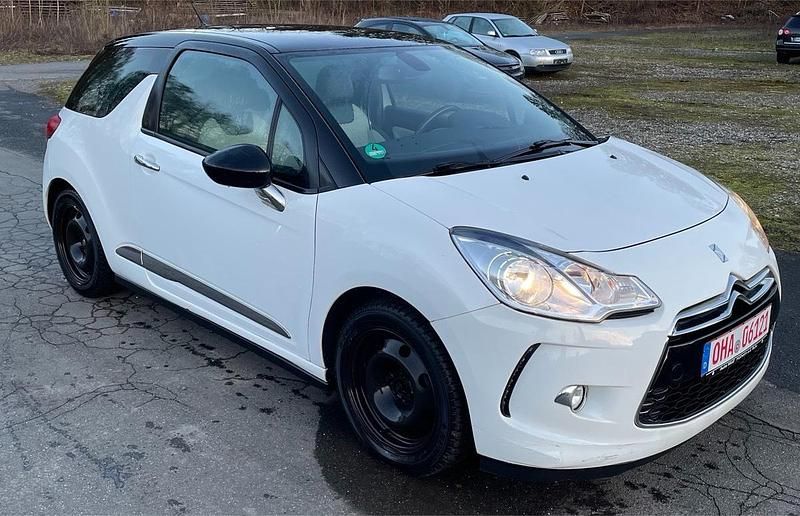 Gebraucht Citroën DS3 So Chic 120 PS (88 kW) 2011 Weiß Kleinwagen