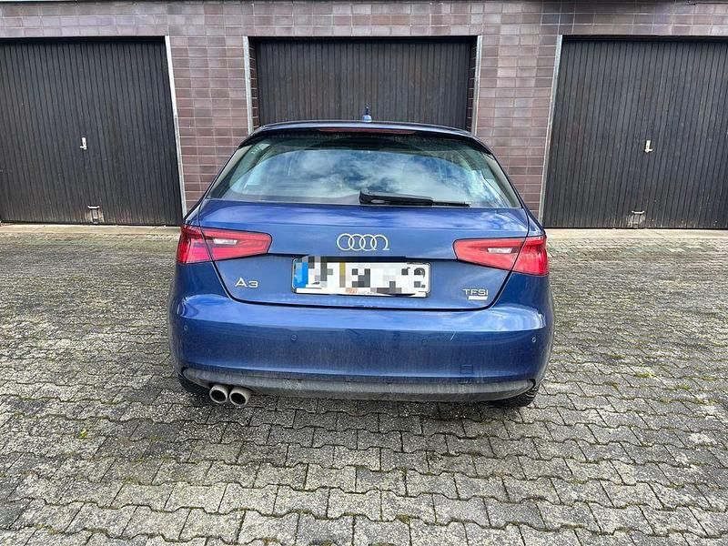 Gebraucht Audi A3 Ambition 150 PS (110 kW) 2016 Blau Limousine