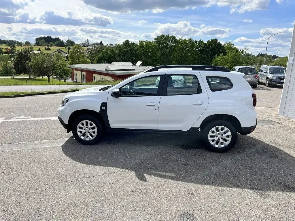 Gebraucht Dacia Duster Comfort 116 PS (85 kW) 2021 Blanc glacier SUV