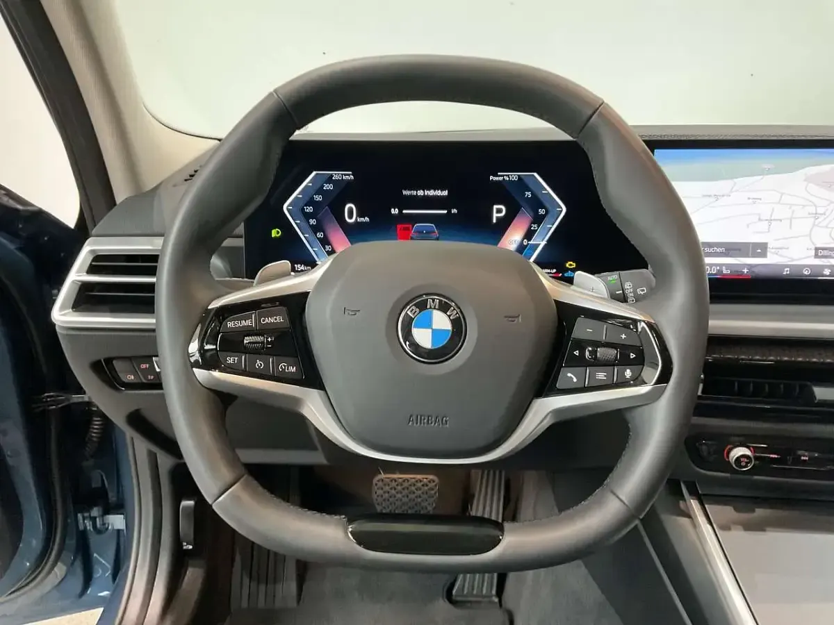 Gebraucht BMW 318 150 PS (110 kW) 2025 Blau Limousine