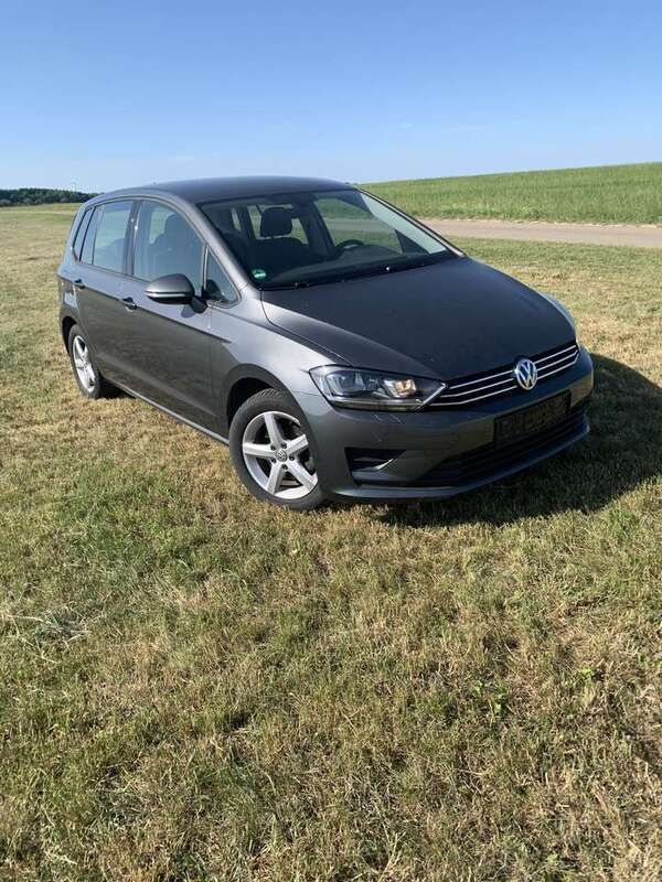 Grau Gebraucht 2017 VW Golf VII Highline Kombi | 11.999 € (Guter Preis) - Bild 1/4