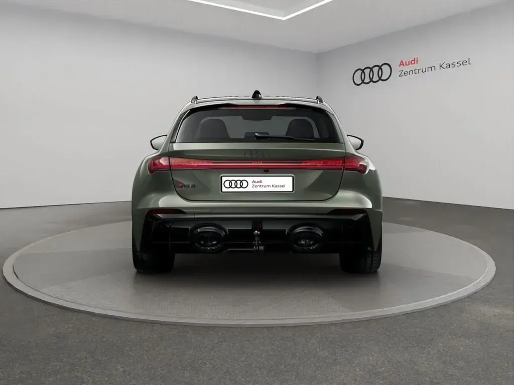 Neu Audi RS5 Sport 639 PS (469 kW) 2026 Grün Kombi