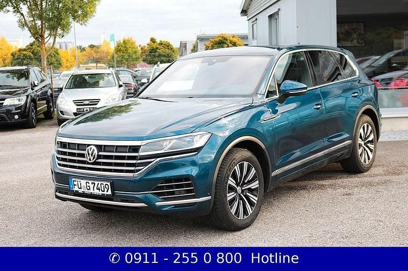 Gebraucht VW Touareg Elegance 286 PS (210 kW) 2019 Blau SUV
