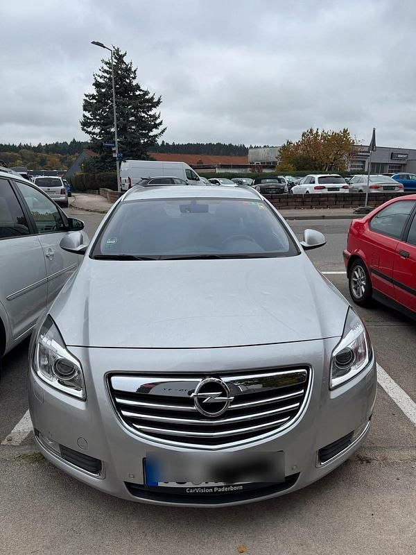 Grau Gebraucht 2013 Opel Insignia Kombi | 4.499 € (Superpreis) - Bild 1/4