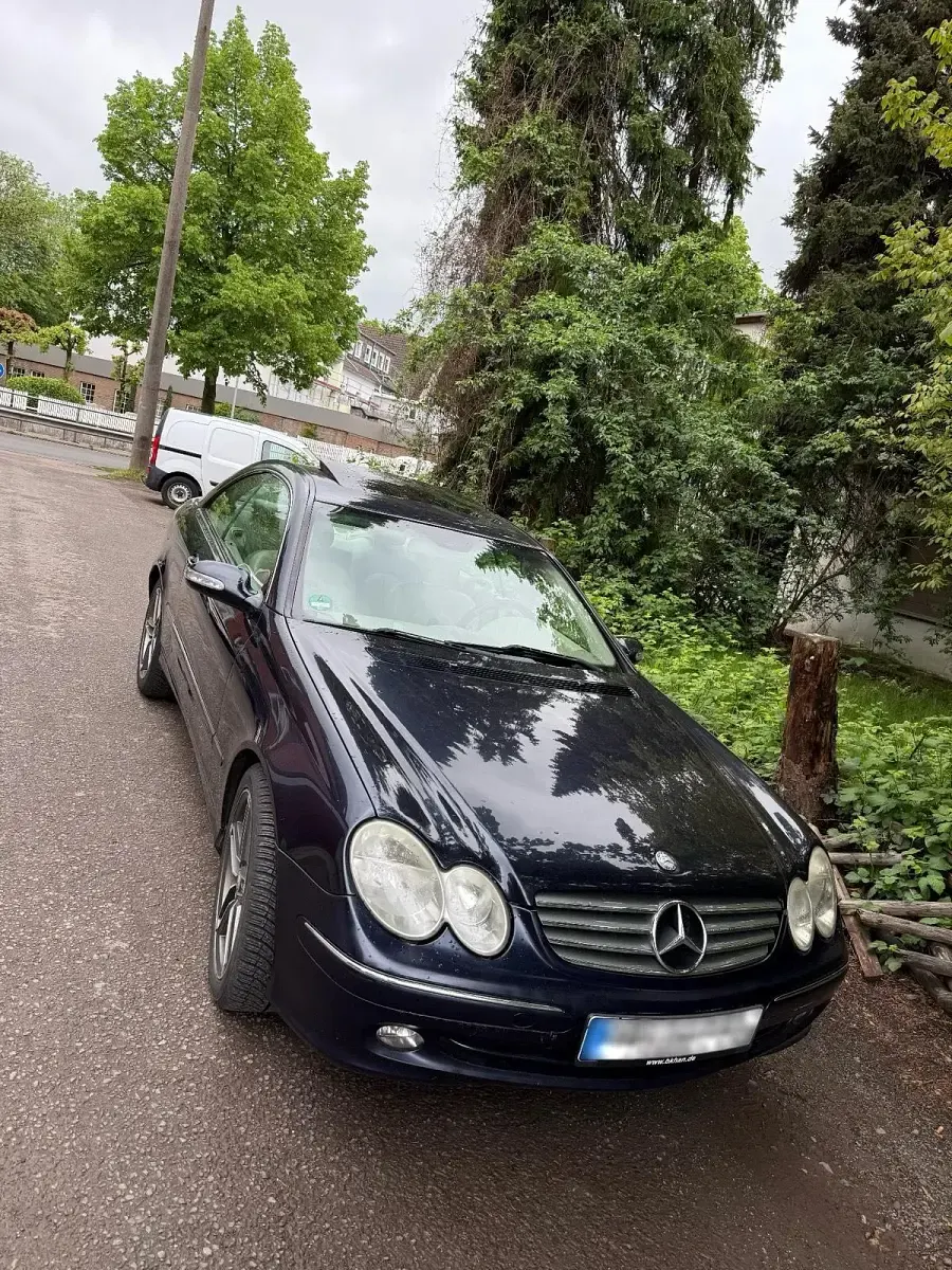Gebraucht Mercedes CLK240 170 PS (125 kW) 2003 Blau Coupé