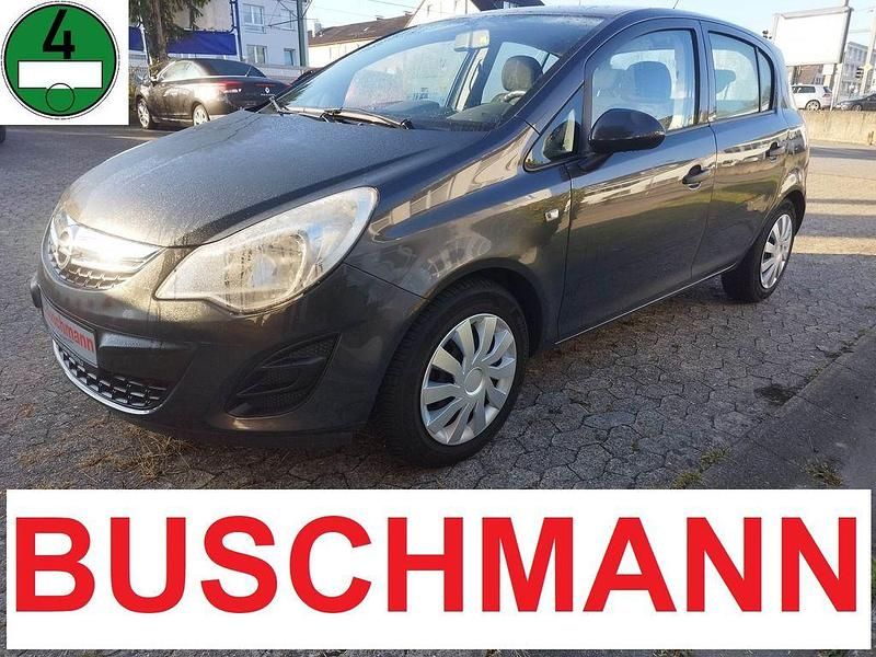 Grau Gebraucht 2014 Opel Corsa Selection Limousine | 5.990 € (Etwas zu teuer) - Bild 1/4