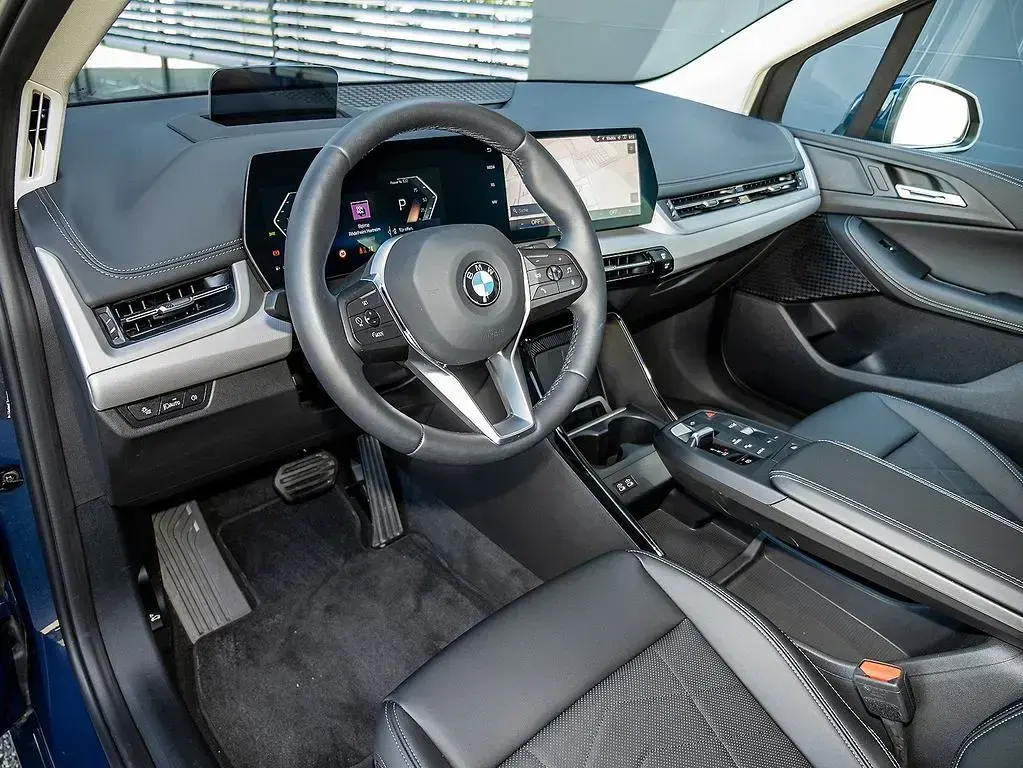 Gebraucht BMW 220 Luxury Line 360 PS (264 kW) 2025 Andere Coupé