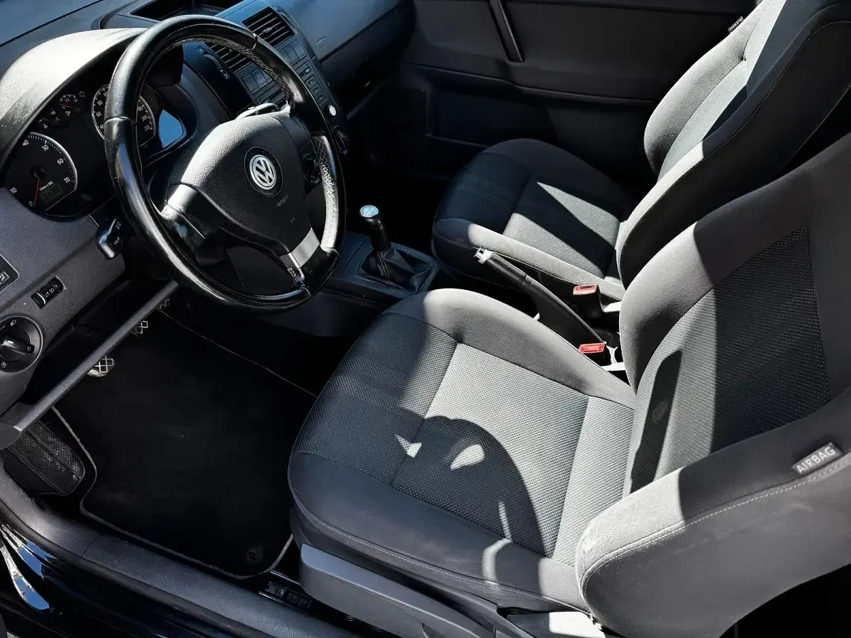 Gebraucht VW Polo Black Edition 60 PS (44 kW) 2009 Schwarz Kleinwagen