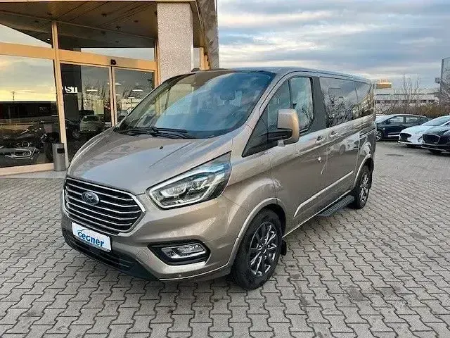 Gebraucht Ford Tourneo Custom Titanium X 185 PS (136 kW) 2022 Andere Van
