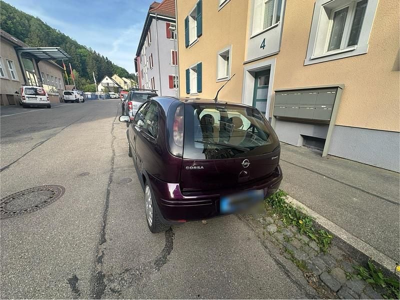 Second-hand Opel Corsa 70 CP (51 kW) 2005 Mov Hatchback